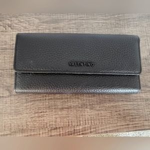 NWOT Valentino wallet. LARGE never used.